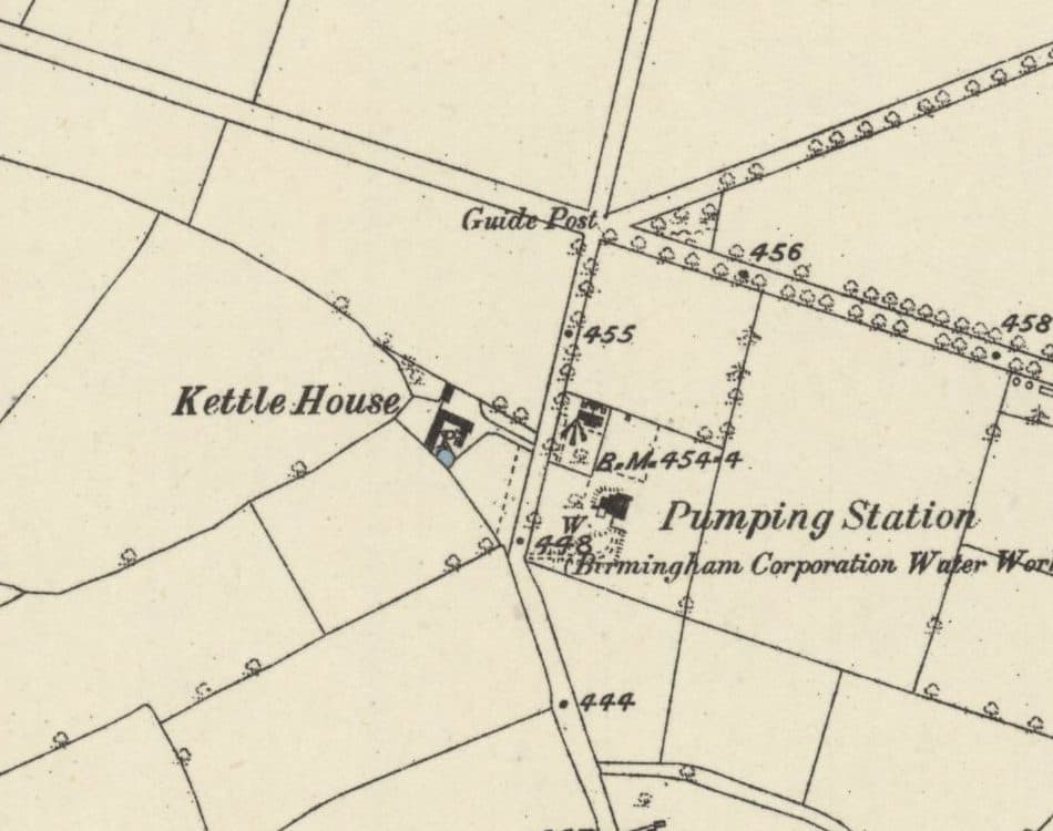 Old Ordnance Survey map showing Kettle House with a small pond beside it, west of the road junction marked Guide Post, and the pumping station across the road