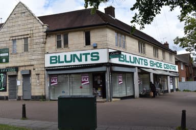 Blunts Shoes on Kings Road, Kingstanding