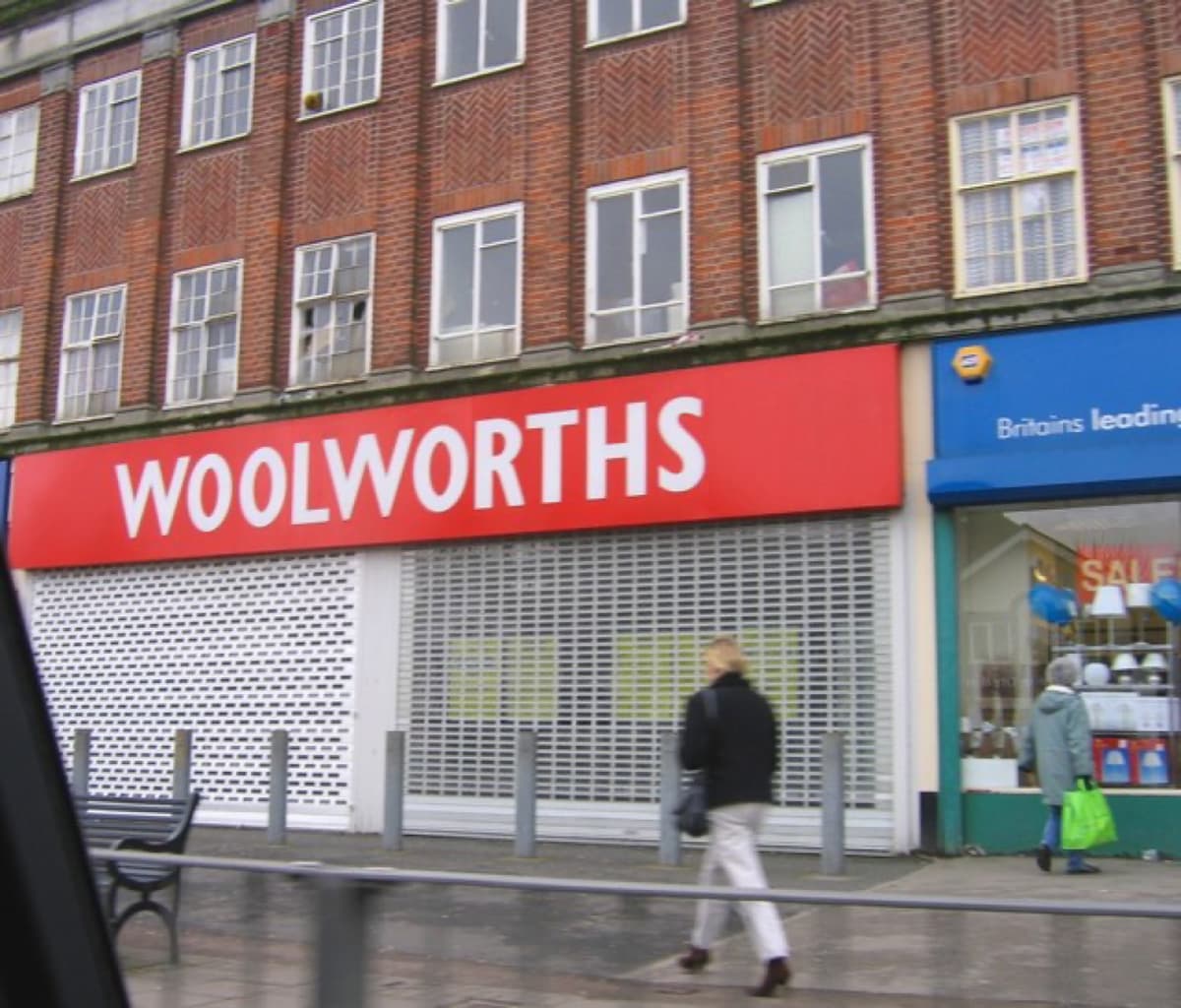 The closed Woolworths on Hawthorn Road, Kingstanding