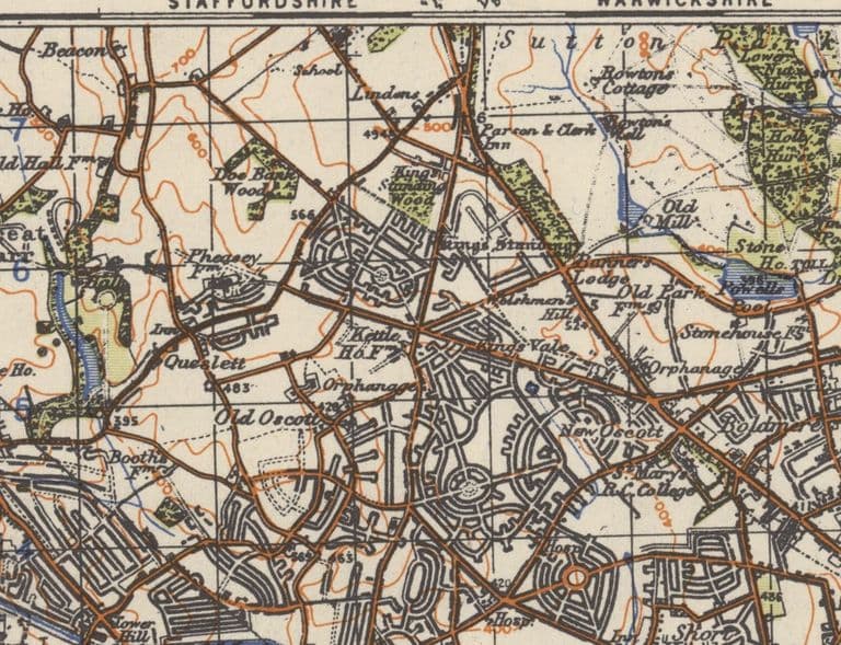 Brown-and-orange one-inch map of north Birmingham showing the Kingstanding estate's curving streets between Queslett, Kettle House Farm, King's Standing Wood and New Oscott.