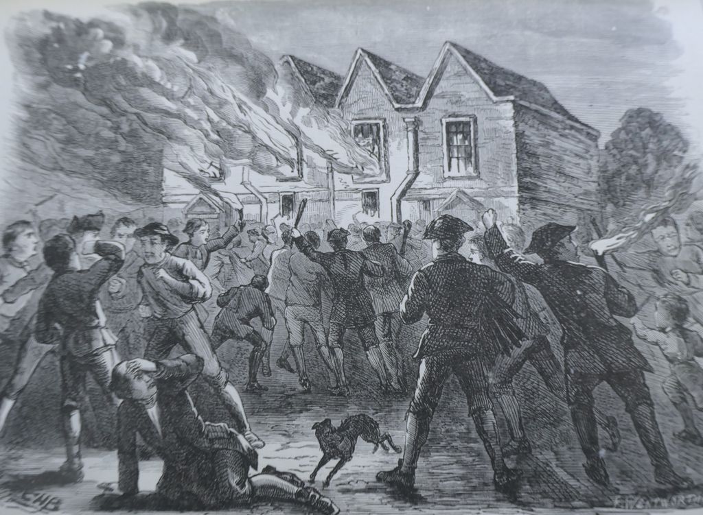 Engraving of a crowd attacking and setting fire to a chapel at night.