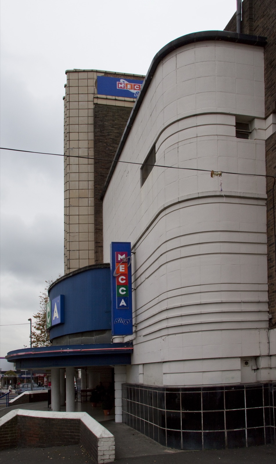The Odeon frontage at Kingstanding Circle